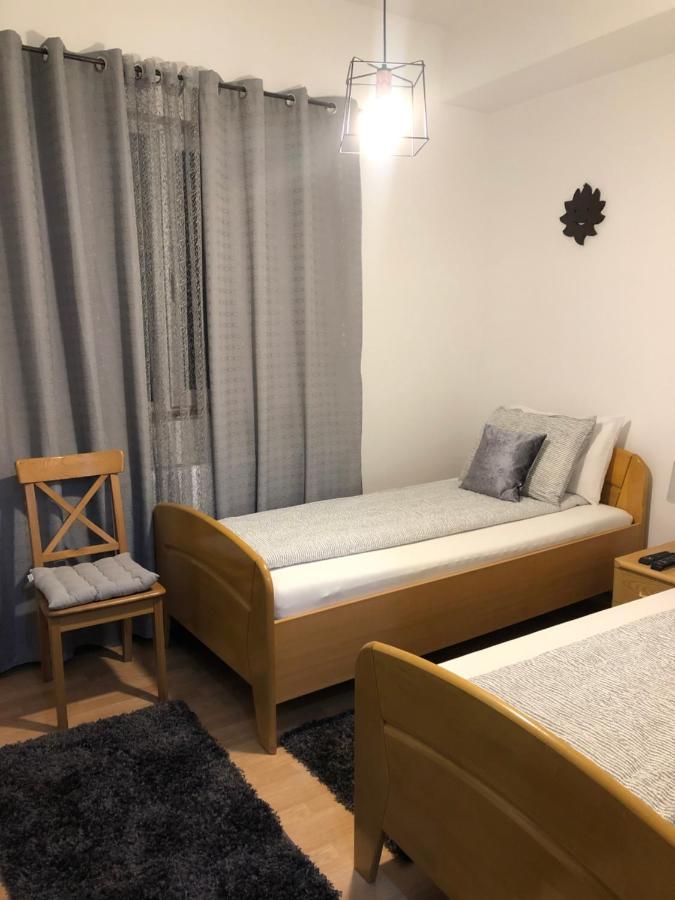 Apartamento Apartament Basak 2 Deva Exterior foto