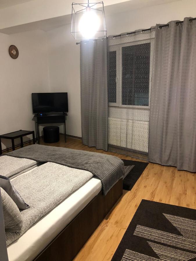 Apartamento Apartament Basak 2 Deva Exterior foto