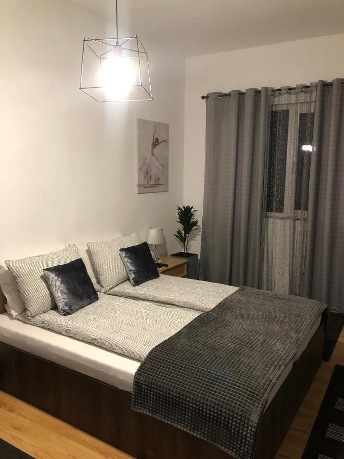 Apartamento Apartament Basak 2 Deva Exterior foto